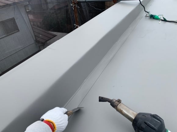 合成ゴムシート防水工法(塩ビ機械固定工法) 合成ゴムシート防水工法(塩ビ機械固定工法)